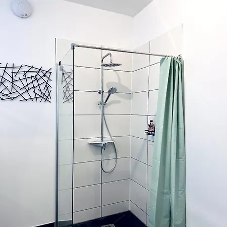 Huebsches Design Apartment Mit Parkplatz Im Zentrum Von Koenigstein Exterior foto