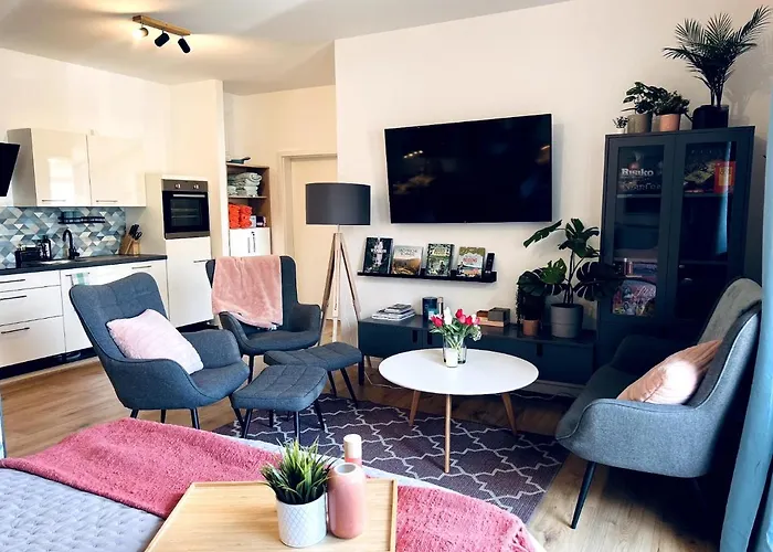 Huebsches Design Apartment Mit Parkplatz Im Zentrum Von Koenigstein