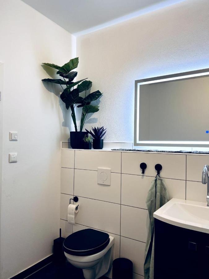 Huebsches Design Mit Parkplatz Im Zentrum Von Apartment