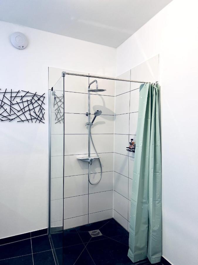 Apartment Huebsches Design Mit Parkplatz Im Zentrum Von